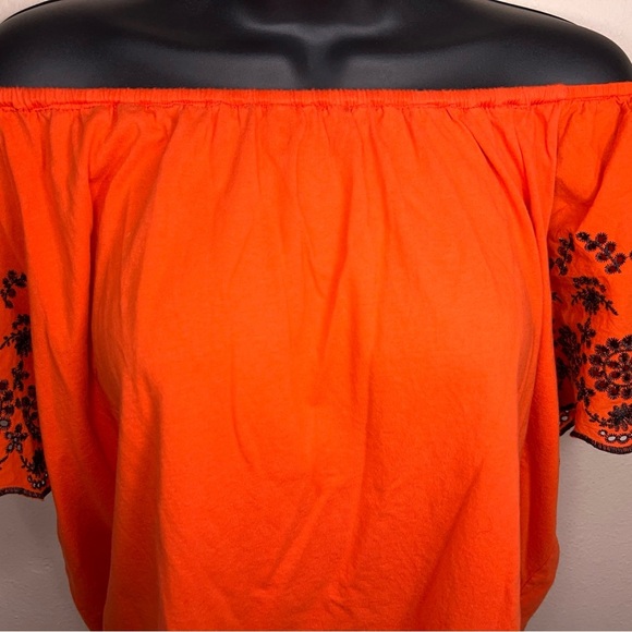 Large H&M Red Orange Black Embroidered Top Short Sleeve Peasant Vibrant Goth - Picture 3 of 12